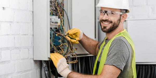 Call-our-experienced-electricians-for-electrical-panel-services Call-our-experienced-electricians-for-electrical-panel-services